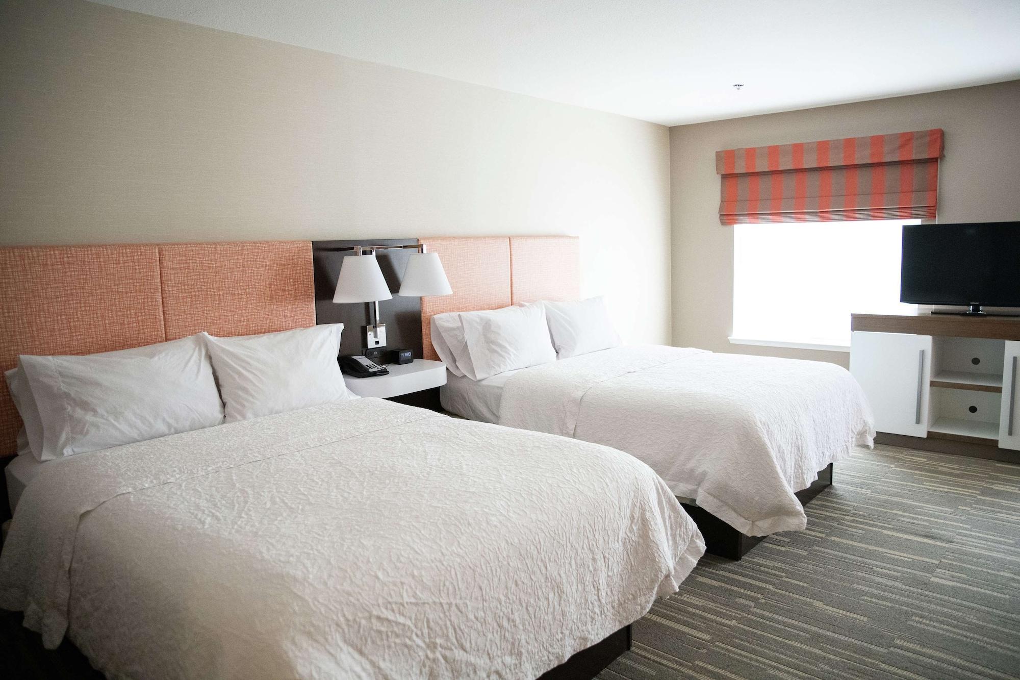 Hampton Inn & Suites Fresno Esterno foto