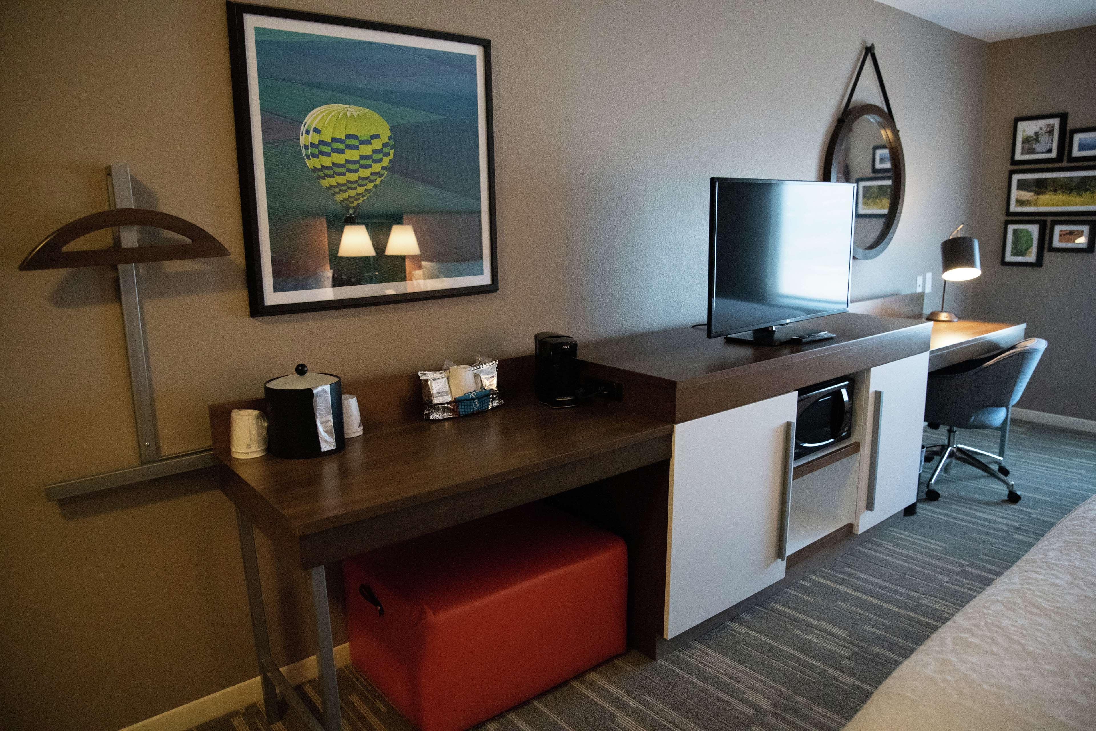 Hampton Inn & Suites Fresno Esterno foto